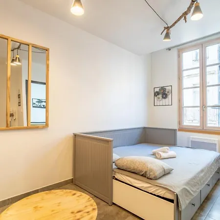 Cozy In The Heart Of Apartment