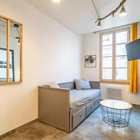 Apartment Cozy In The Heart Of Carcassonne